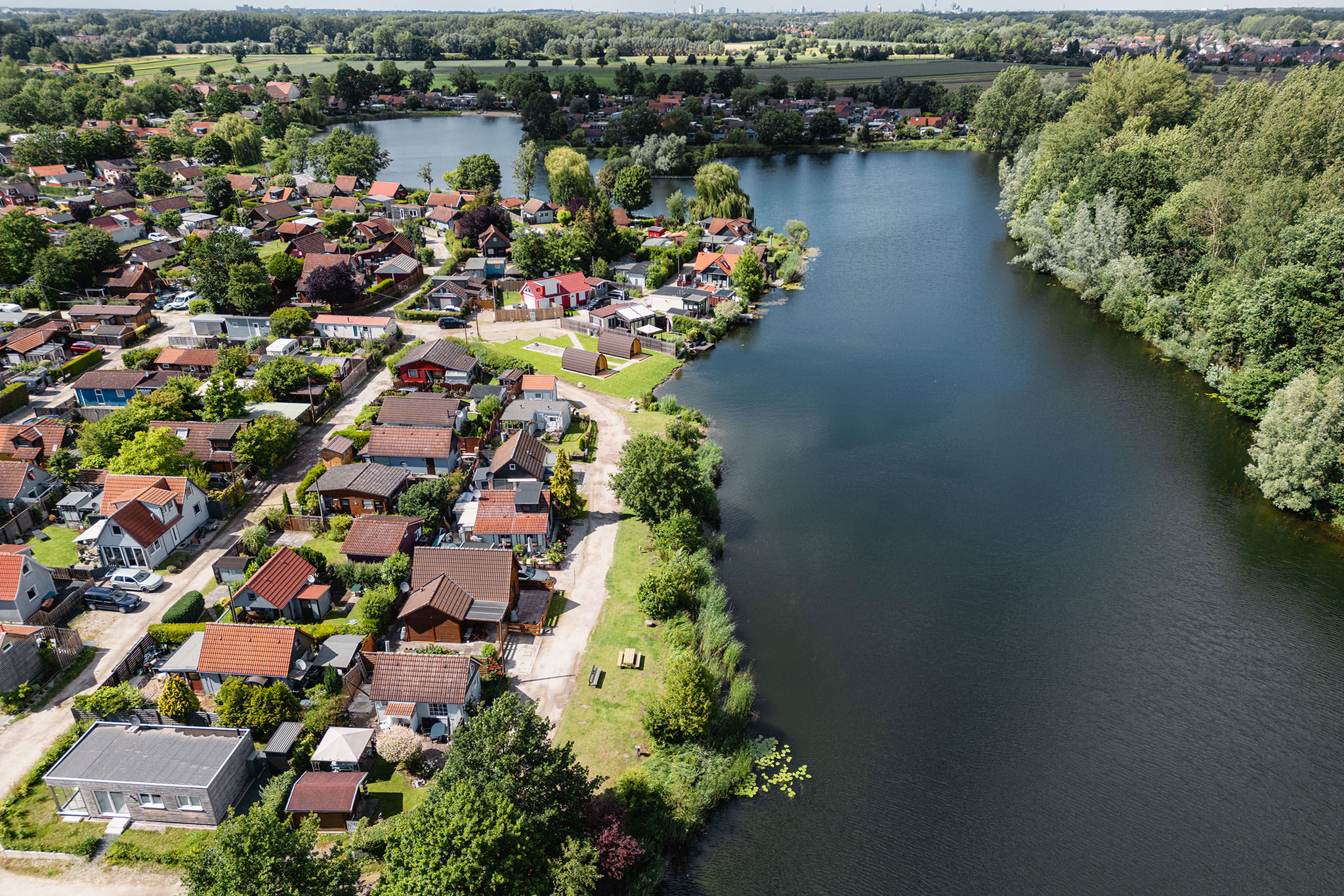 Drohnenaufnahme des Geländes